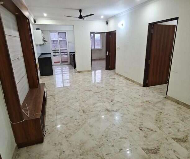 3BHK 2Baths Flat/Apartment for Rent in multistory apartment Vaishali Nagar Jaipur Rajasthan