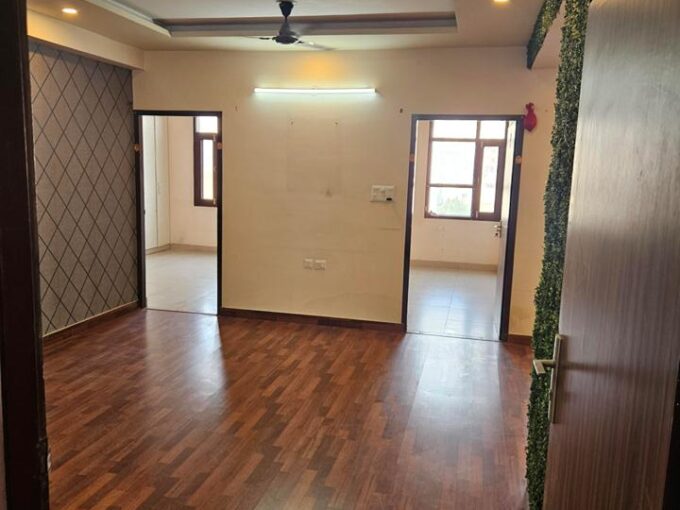 3BHK 3Baths Flats/Apartment for Rent in Vardhman Imperial Heights Vaishali Nagar Jaipur Rajasthan