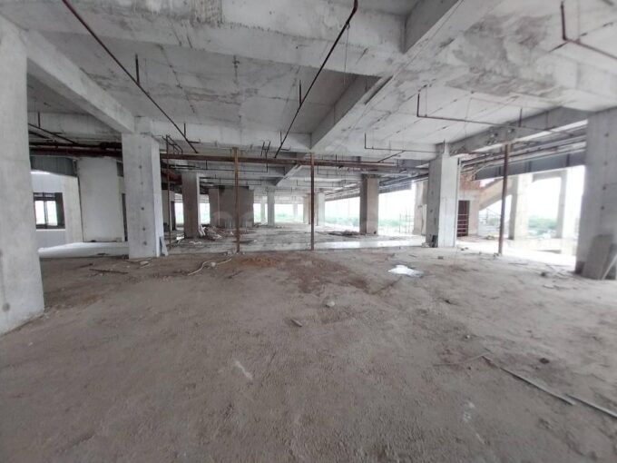Factory Industrial Shed Warehouse /Godown For Lease Rent in 2100 meter Industrial Shed Sector 67 Noida