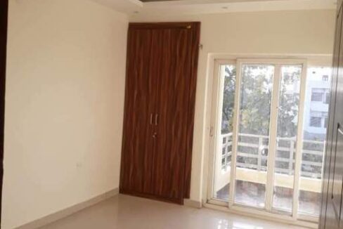 3BHK 3Baths Flats/Apartment for Rent in Resizone Residency Mayur Vihar Dehradun Uttarakhand