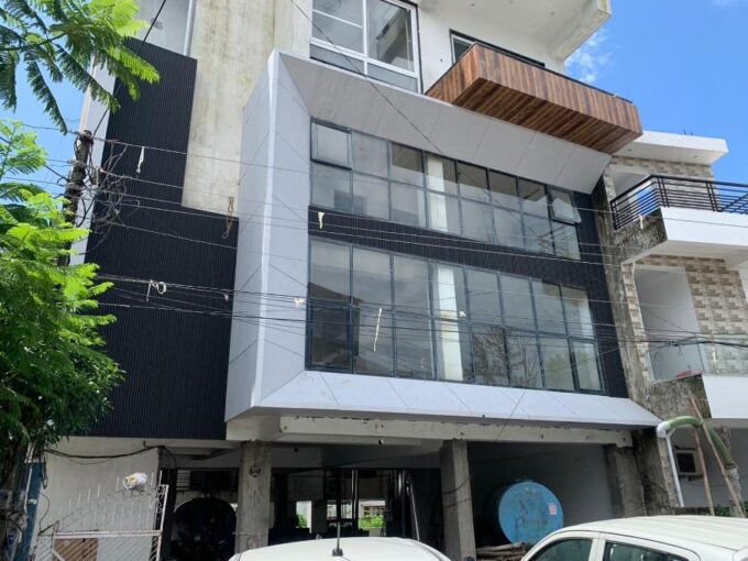 Factory Indistrial Shed Warehouse/Godown For Lease Rent in Race Course Dehradun