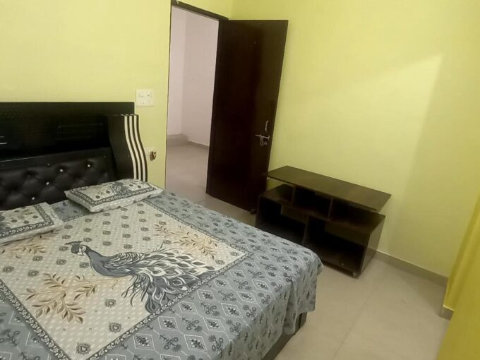 3BHK 3Baths Flats/Apartment for Rent in Parashuram Apartment Ganga Nagar Rishikesh Uttarakhand