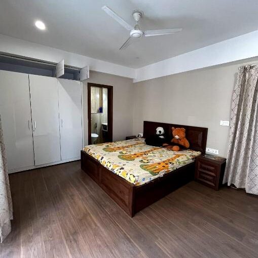 4BHK 3Baths Flats/Apartment for Rent in Shivalik Exotica Kalidas Road Dehradun Uttarakhand
