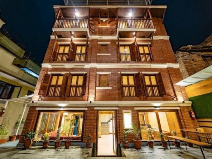 Hotel/Resorts for Rent Lease in 31 LUXURY ROOMS VALLEY VIEW LAXMAN JHULA TAPOVAN Tapovan Rishikesh Uttarakhand