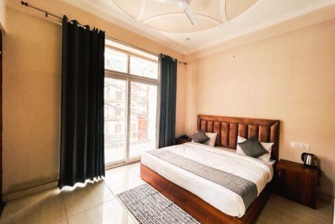 Hotel/Resorts for Rent Lease in Bhupatwala Haridwar Uttarakhand