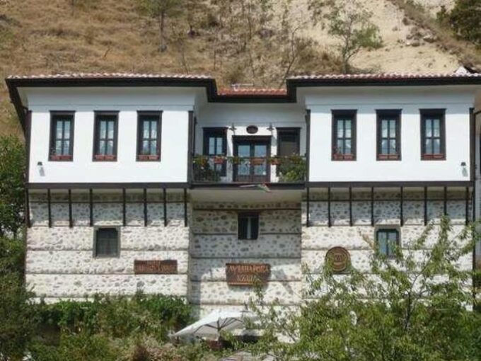 Hotel/Resorts for Rent Lease in 31 LUXURY VALLEY VIEW ROOMS HAR KI PAURI HARIDWAR Har Ki Pauri Haridwar Uttarakhand