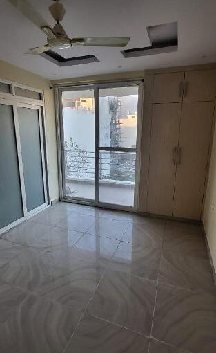 3BHK 3Baths Flats/Apartment for Rent in anand appertment Old Dalanwala Dehradun Uttarakhand